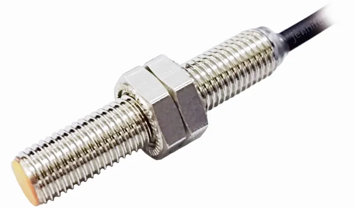 DCW8M1.5P/BD3Y2 PNP N.C. DC12-24V