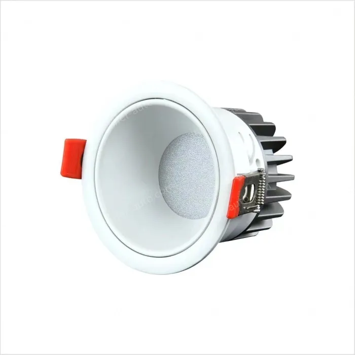 Downlight model: 7W white cup with an opening of 75mm 3500K Osram chip + Zeford drive