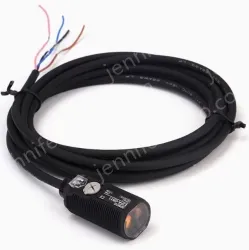 M12 plug-in type Diffuse reflection photoelectric switch,10-30VDC 3-wire proximity switch E3FA-DP24